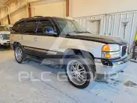 2003 GMC YUKON фото