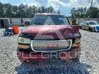 2003 GMC YUKON photo