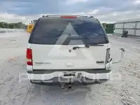 2003 GMC YUKON фото
