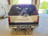2003 GMC YUKON фото