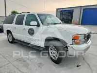 2003 GMC YUKON фото