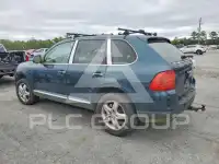 2003 Porsche Cayenne photo