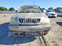 2003 Lexus RX300 photo