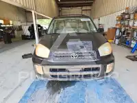 2003 Toyota RAV4 photo