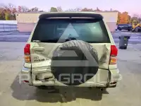 2003 Toyota RAV4 photo