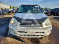 2003 Toyota RAV4 photo