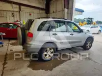 2003 Toyota RAV4 фото