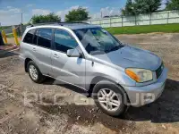 2003 Toyota RAV4 photo