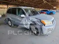 2003 Toyota RAV4 фото