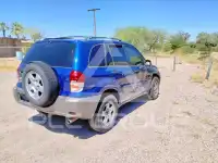 2003 Toyota RAV4 photo