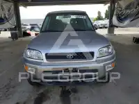 2003 Toyota RAV4 photo