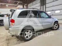 2003 Toyota RAV4 фото