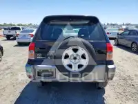 2003 Toyota RAV4 photo
