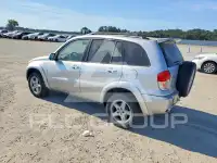 2003 Toyota RAV4 фото