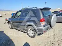 2003 Toyota RAV4 photo