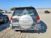 2003 Toyota RAV4 photo