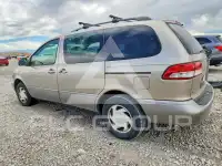 2003 Toyota SIENNA photo
