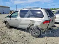 2003 Toyota SIENNA photo