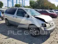 2003 Toyota SIENNA photo