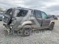 2003 Toyota SEQUOIA photo
