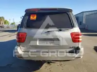 2003 Toyota SEQUOIA photo