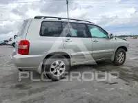 2003 Toyota Highlander photo
