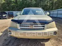 2003 Toyota Highlander photo