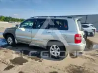 2003 Toyota Highlander фото