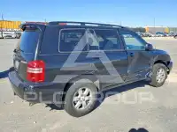 2003 Toyota Highlander photo