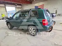 2003 Toyota Highlander photo