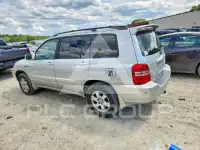 2003 Toyota Highlander photo