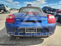 2003 Toyota MR2 фото