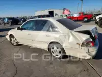 2003 Toyota AVALON photo
