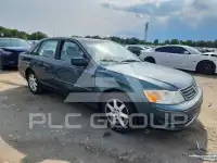 2003 Toyota AVALON photo