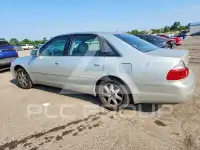 2003 Toyota AVALON фото