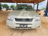 2003 Ford ESCAPE photo