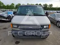 2003 Ford E-150 фото