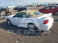 2003 Ford MUSTANG фото