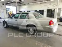 2003 Ford CROWN фото