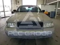 2003 Ford CROWN фото