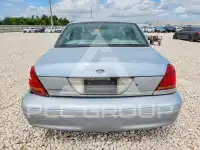 2003 Ford CROWN фото