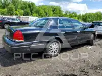 2003 Ford CROWN фото