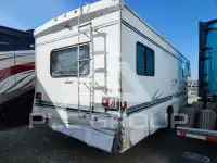 2003 Ford E-450 фото