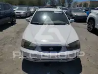 2003 Hyundai Elantra photo