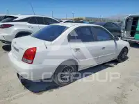 2003 Hyundai Elantra photo