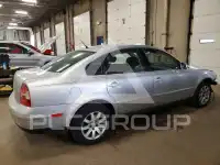 2003 Volkswagen Passat photo