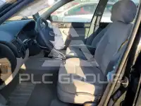 2003 Volkswagen GOLF photo