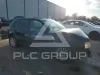 2003 Volkswagen GOLF photo