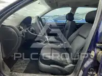 2003 Volkswagen GOLF photo