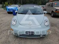 2003 Volkswagen BEETLE photo